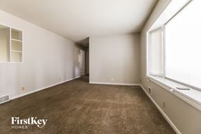 Kansas City house for rent - 108 NE 102nd Terrace Kansas City, MO 64155