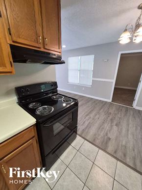 White house for rent - 117 Whispering Pine Ln Ne White, GA 30184