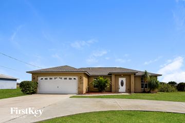 Fort Myers house for rent - 117 Blackstone Dr Fort Myers, FL 33913