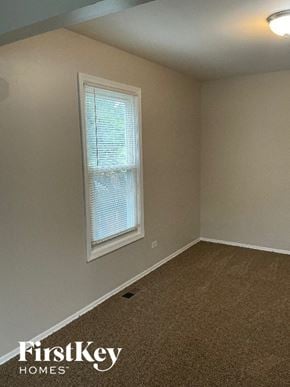 Bolingbrook house for rent - 120 S Lancaster Bolingbrook, IL 60440