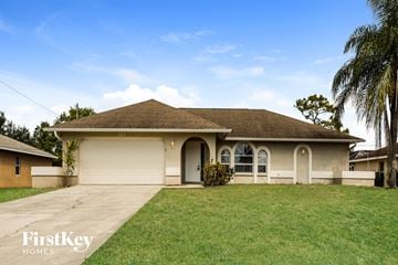 Cape Coral house for rent - 121 Kamal Pkwy Cape Coral, FL 33904