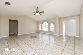 Cape Coral house for rent - 121 Kamal Pkwy Cape Coral, FL 33904