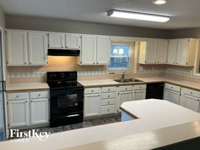 Winston-Salem house for rent - 137 Carrisbrooke Lane Winston-Salem, NC 27104