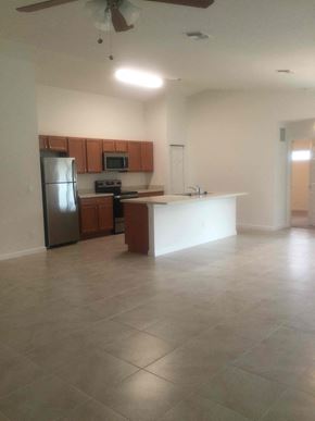 Port St. Lucie house for rent - 146 SW Milburn Circle Port St. Lucie, FL 34953