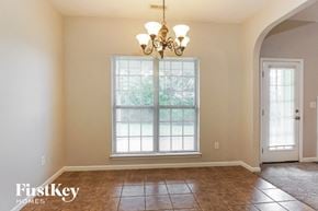 Calera house for rent - 173 Waterford Highlands Trl Calera, AL 35040