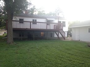 Elgin house for rent - 185 Pauline Dr Elgin, IL 60123