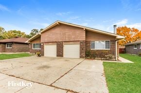 Wood Dale house for rent - 185 Paramount Dr Wood Dale, IL 60191