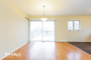 Elgin house for rent - 185 Mulford Dr Elgin, IL 60120