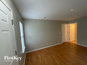 Hainesville house for rent - 193 N Cranberry Lake Dr Hainesville, IL 60073