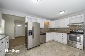 Spring Hill house for rent - 201 E Hale St Spring Hill, KS 66083