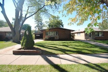 Bensenville house for rent - 216 Miner St Bensenville, IL 60106