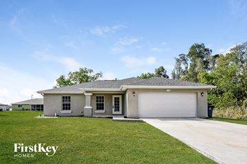 Fort Myers house for rent - 218 Manatee St Fort Myers, FL 33913