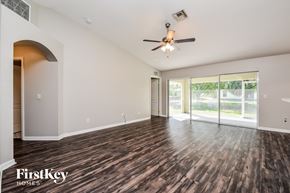 Fort Myers house for rent - 218 Manatee St Fort Myers, FL 33913
