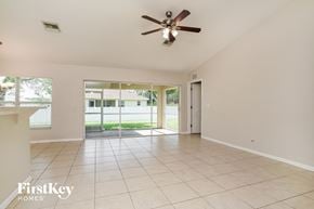 Cape Coral house for rent - 223 NE 30 Terrace Cape Coral, FL 33909