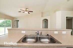 Cape Coral house for rent - 223 NE 30 Terrace Cape Coral, FL 33909