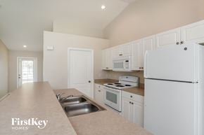 Cape Coral house for rent - 223 NE 30 Terrace Cape Coral, FL 33909