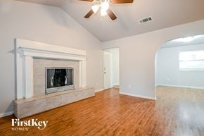 Duncanville house for rent - 302 SHOREWOOD Dr DUNCANVILLE, TX 75116