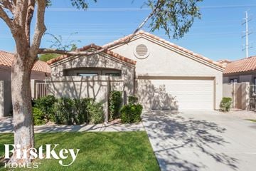 Gilbert house for rent - 306 E Vaughn Ave Gilbert, AZ 85234