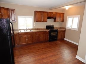Aurora house for rent - 306 N Union Aurora, IL 60505