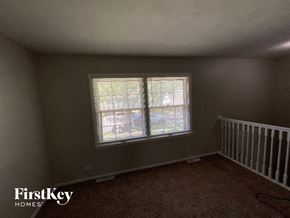 Glendale Heights house for rent - 306 Marilyn Ave Glendale Heights, IL 60139