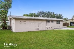 Plantation house for rent - 314 NW 49 Ave Plantation, FL 33317