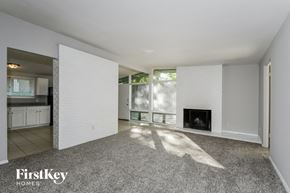 Florissant house for rent - 315 Holiday Hill Florissant, MO 63033