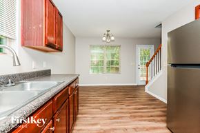 Dawsonville house for rent - 380 Pine Tree Dr Dawsonville, GA 30534