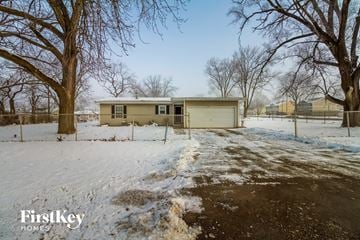 Aurora house for rent - 394 Sherman Ave Aurora, IL 60505