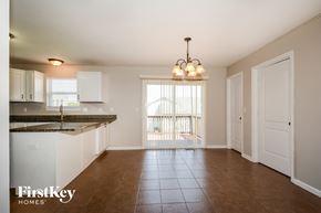 Troy house for rent - 400 Rhonda Dr Troy, MO 63379