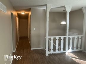 Blue Springs house for rent - 400 SW Keystone Ct Blue Springs, MO 64014