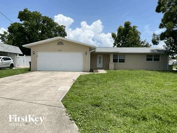 Cape Coral house for rent - 401 NE 15th Ave Cape Coral, FL 33993