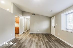 Beech Grove house for rent - 410 Grovewood Dr Beech Grove, IN 46107