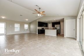 Cape Coral house for rent - 410 NW 24th Terrace Cape Coral, FL 33993