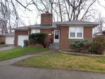 Calumet City house for rent - 417 Warren St Calumet City, IL 60409