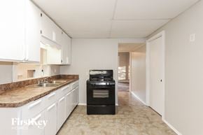 Bensenville house for rent - 425 Judson St Bensenville, IL 60106