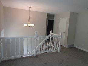 Glenwood house for rent - 451 E Mulberry Court Glenwood, IL 60425