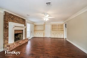 Conroe house for rent - 461 Stephen F Austin Dr Conroe, TX 77302