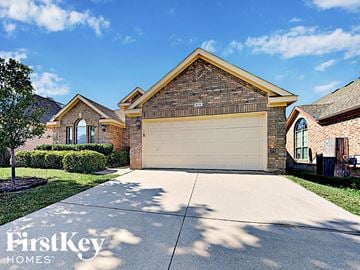 Fort Worth house for rent - 516 Pineview Lane Fort Worth, TX 76140