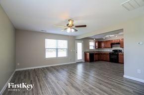 Winston-Salem house for rent - 545 Lakewood Glen Court Winston-Salem, NC 27107