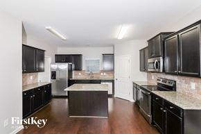 Dallas house for rent - 555 Westridge Circle Dallas, GA 30132