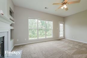 Jonesboro house for rent - 562 Maggie Ln Jonesboro, GA 30238