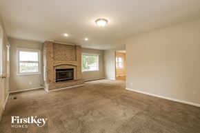 Round Lake Beach house for rent - 611 Oakwood Dr Round Lake Beach, IL 60073