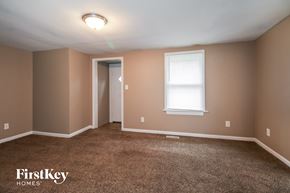 Independence house for rent - 613 E Angus Independence, MO 64055