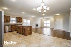 Lancaster house for rent - 615 Hearthstone Dr Lancaster, TX 75146