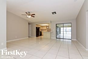 Cape Coral house for rent - 620 SE 29th St Cape Coral, FL 33904