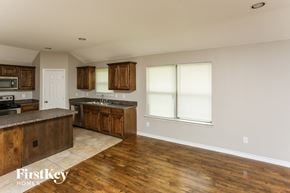 Lancaster house for rent - 623 Hilton Dr Lancaster, TX 75146