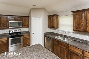 Lancaster house for rent - 623 Hilton Dr Lancaster, TX 75146