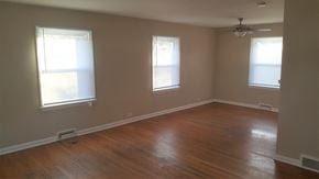 Wheaton house for rent - 630 Crest St Wheaton, IL 60187