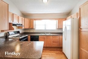 Stone Mountain house for rent - 675 Woodcrest Manor Dr Stone Mountain, GA 30083