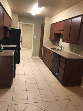 Crowley house for rent - 701 E MISSION St Crowley, TX 76036